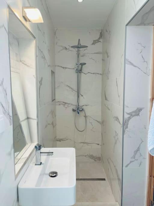 Summer Breeze Apartment, In The Historic Centre Of Лагос Екстериор снимка